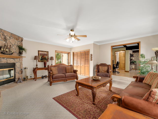 S568 Winfield Road Winfield, IL 60190 - Photo 13 of 30