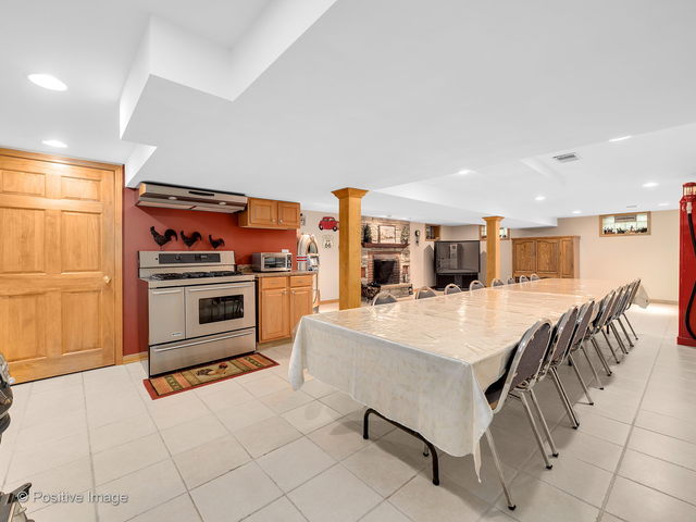 S568 Winfield Road Winfield, IL 60190 - Photo 20 of 30
