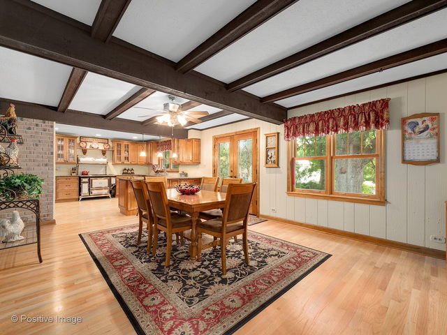 S568 Winfield Road Winfield, IL 60190 - Photo 3 of 30