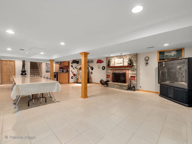 S568 Winfield Road Winfield, IL 60190 - Photo 21 of 30