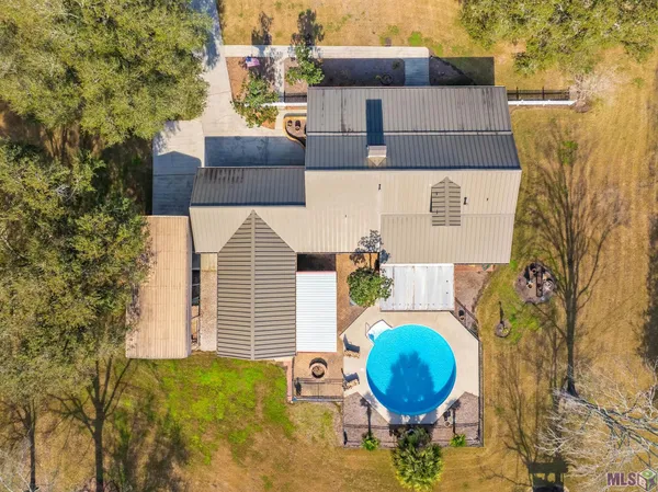 $399,000 | 250 Rue De Beauville, Napoleonville, LA 70390
