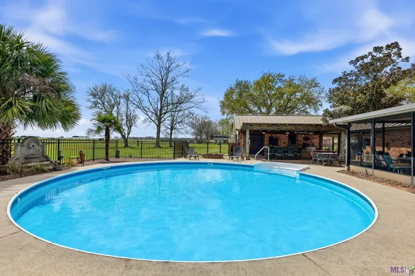 $399,000 | 250 Rue De Beauville, Napoleonville, LA 70390