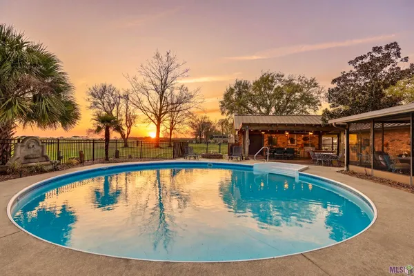 $399,000 | 250 Rue De Beauville, Napoleonville, LA 70390