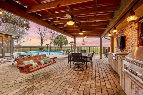 $399,000 | 250 Rue De Beauville, Napoleonville, LA 70390