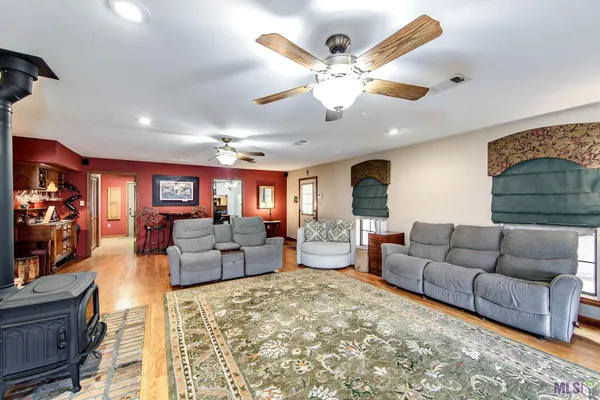 $399,000 | 250 Rue De Beauville, Napoleonville, LA 70390