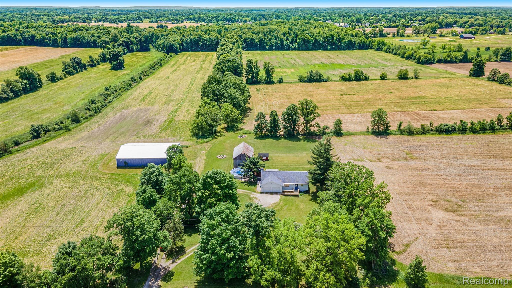 4323 Baldwin Road Grand Blanc, MI 48439 - Photo 22 of 27 Gallery Image 22