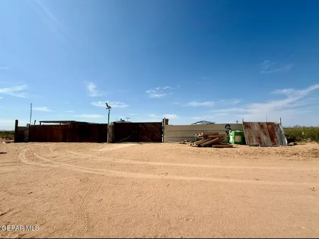 a view of a terrace view