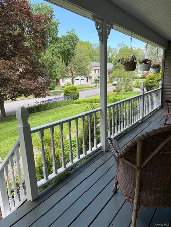 $675,000 | 11 Trotter Lane, Poughkeepsie, NY 12603