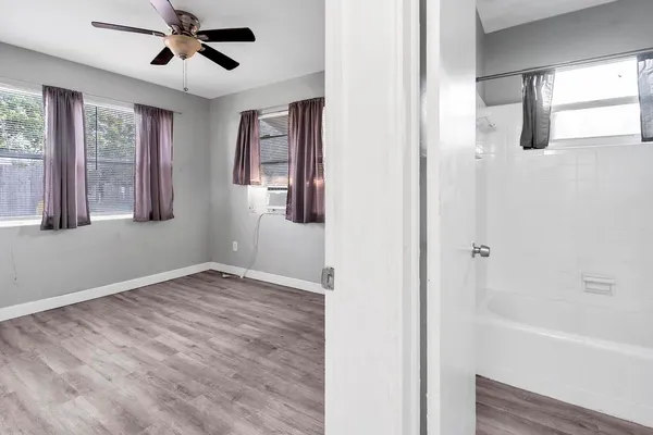 $1,500 | 813 9th Avenue North, Unit A, Lake Worth Beach, FL 33460