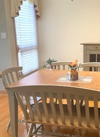 $425,000 | 10 Moorings Drive, Palos Heights, IL 60463