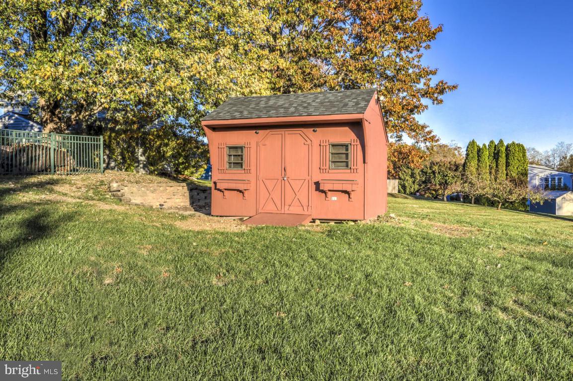 1011 Jeffrey Lane Lititz, PA 17543 - Photo 20 of 25