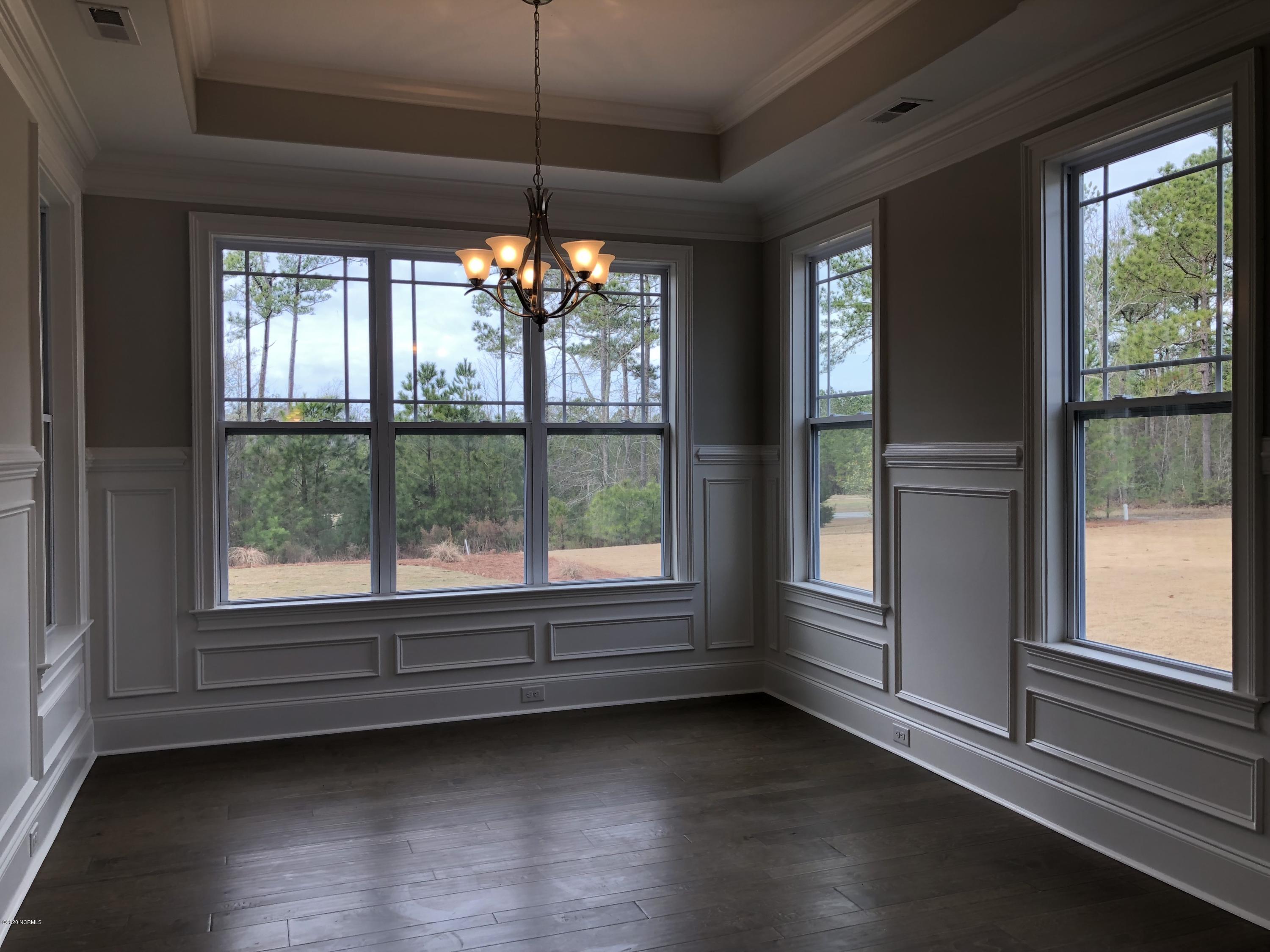 312 Lake Firefly Loop Holly Ridge, NC 28445 - Photo 4 of 21 Dining Area