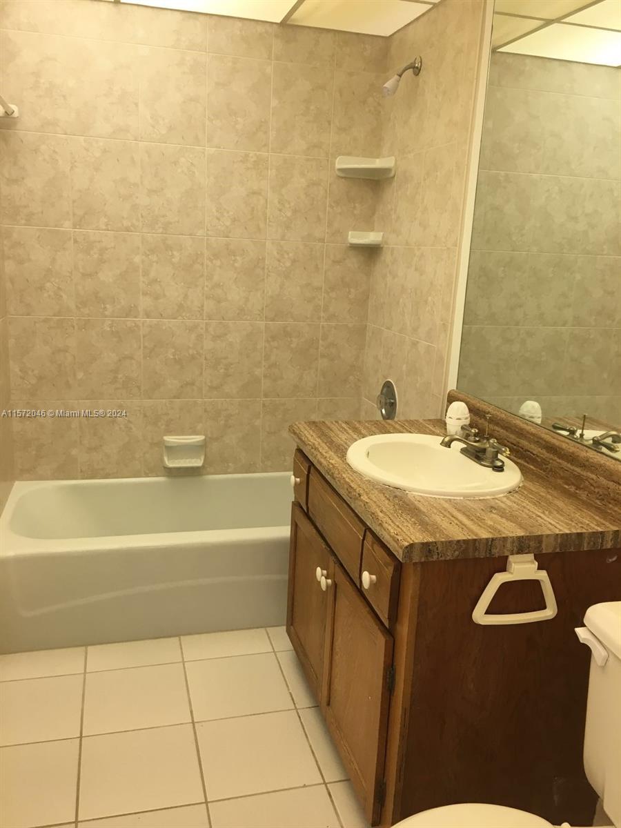 3680 Inverrary Drive, Unit 3X Lauderhill, FL 33319 - Photo 6 of 9