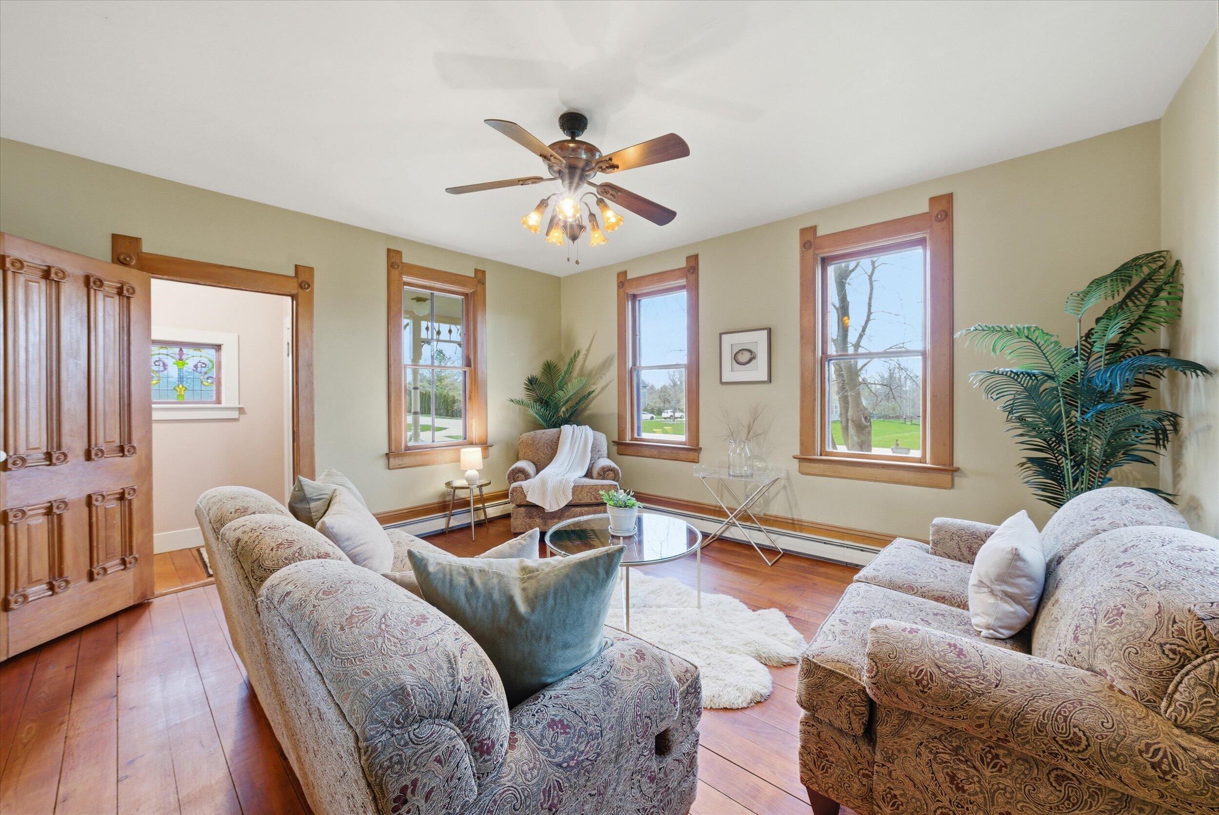 S84W17698 Woods Road Muskego, WI 53150 - Photo 11 of 50 Living Room
