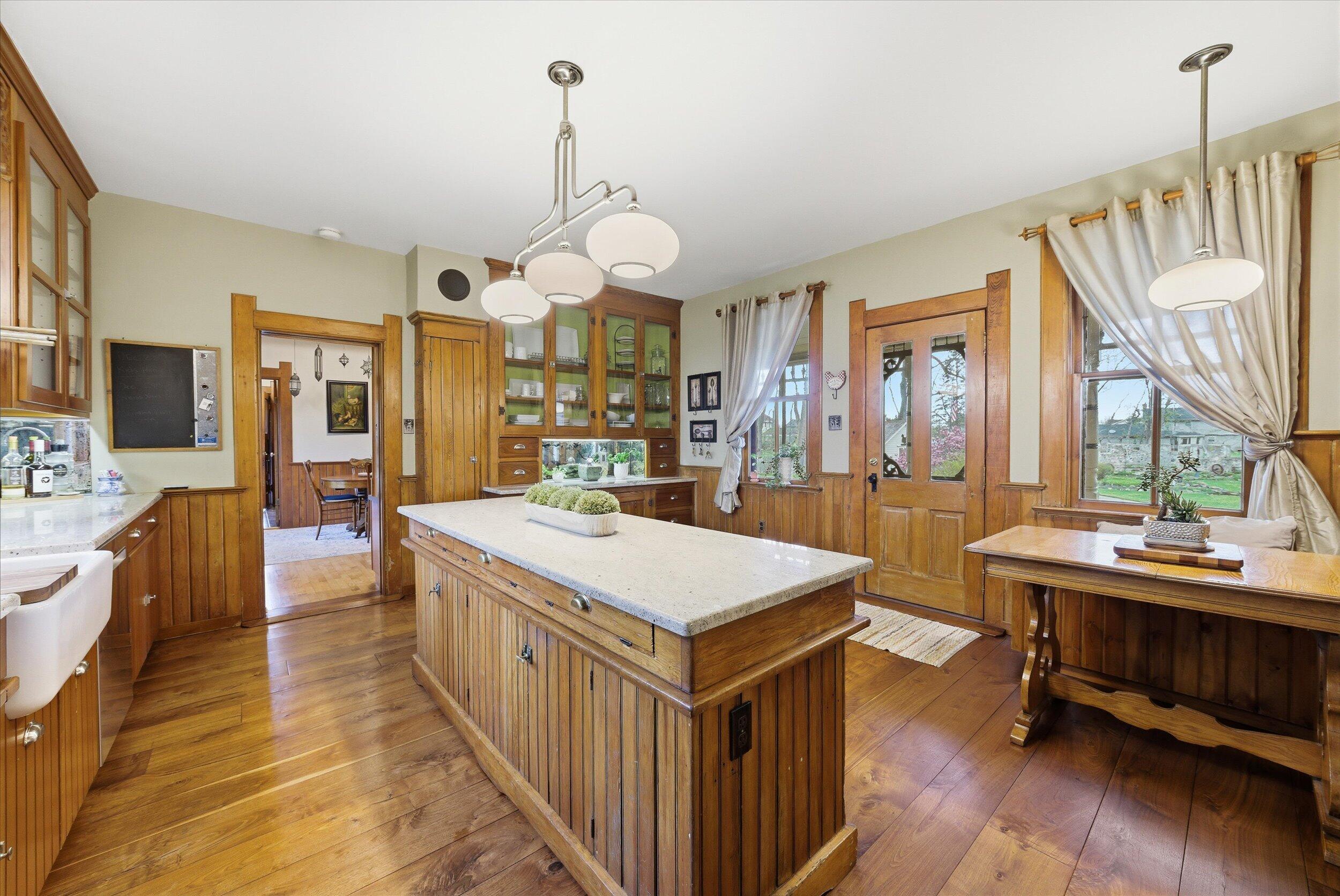 S84W17698 Woods Road Muskego, WI 53150 - Photo 6 of 50 Renovated Kitchen
