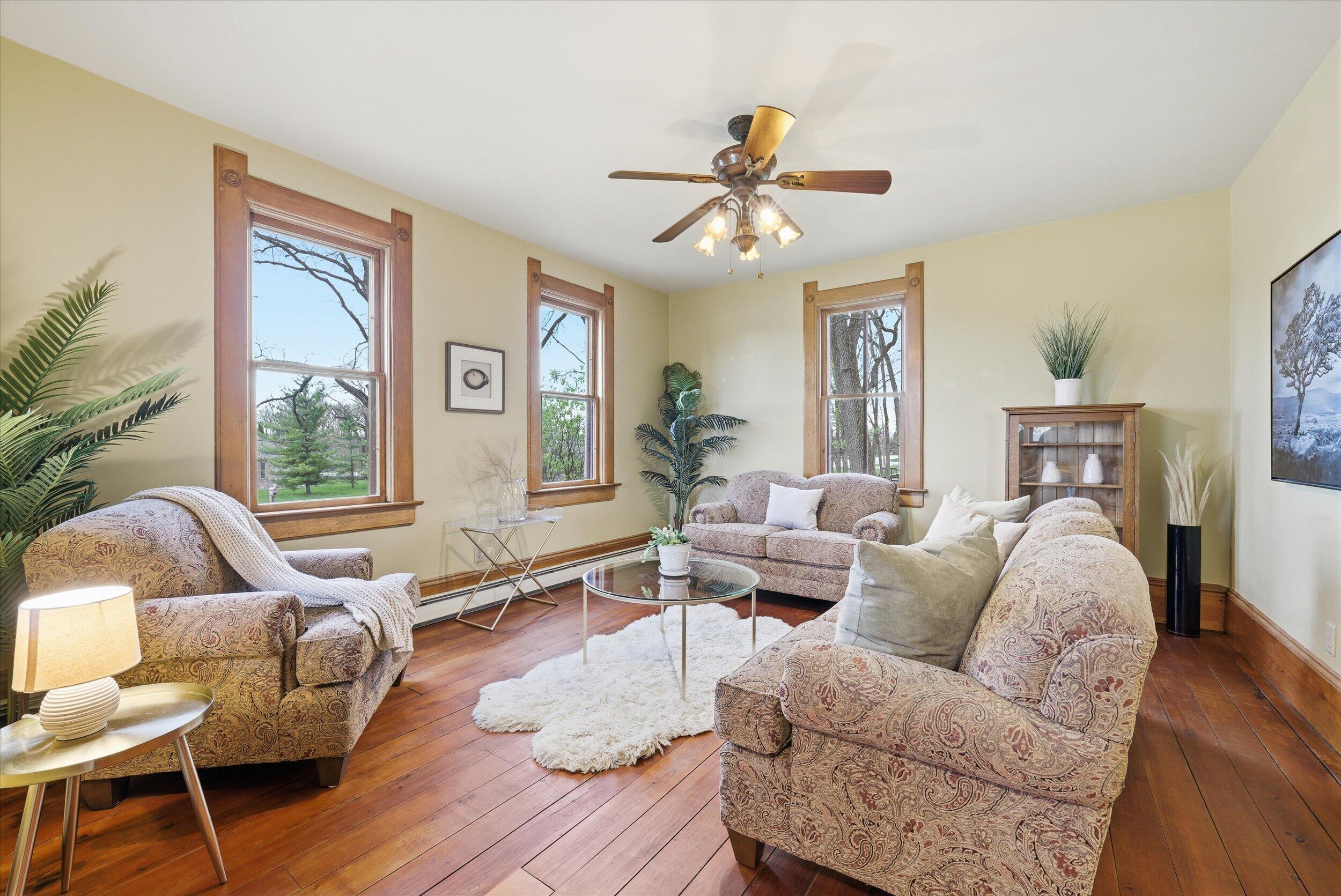 S84W17698 Woods Road Muskego, WI 53150 - Photo 10 of 50 Living Room