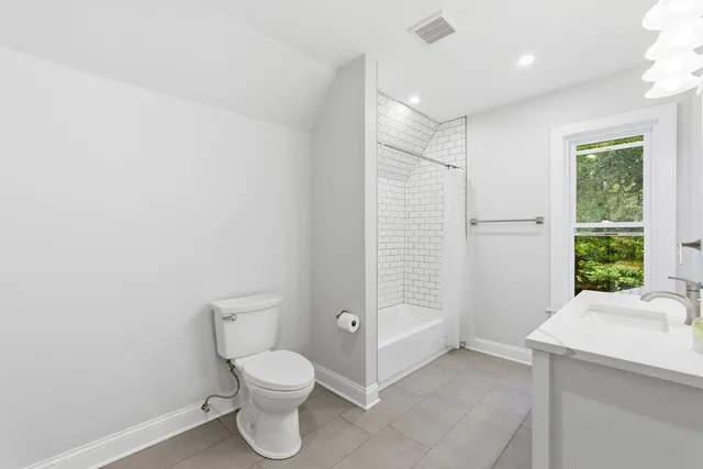 $499,000 | 9748 South Vanderpoel Avenue, Chicago, IL 60643