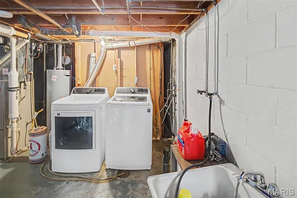 $227,900 | 4832 Bambi Drive, Alton, IL 62002