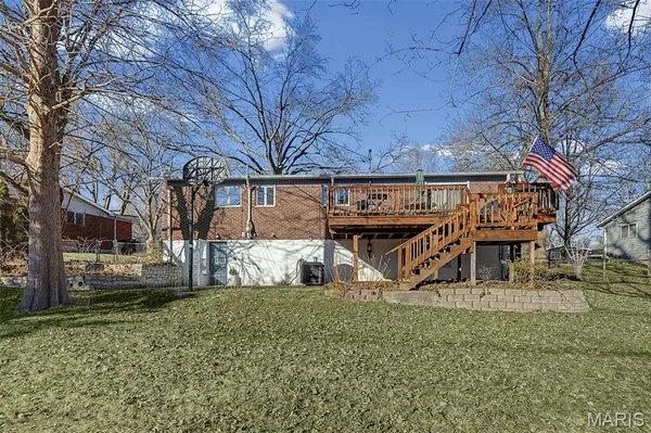 $227,900 | 4832 Bambi Drive, Alton, IL 62002