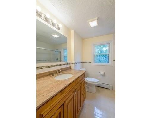 27 Gloria Road Randolph, MA 02368 - Photo 9 of 14 Gallery Image 9