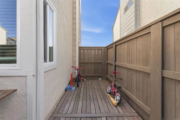 $559,999 | 2373 Kings View Circle, Spring Valley, CA 91977