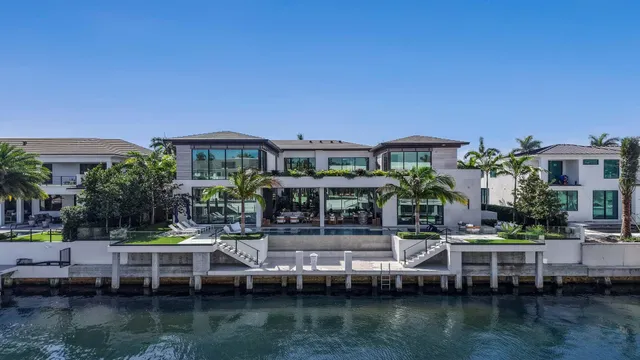 $19,950,000 | 207 Coconut Palm Road, Boca Raton, FL 33432