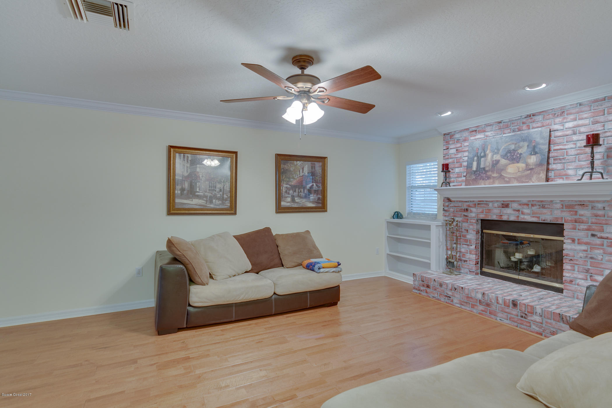 4565 Canard Road Melbourne, FL 32934 - Photo 29 of 38 220 Family Room