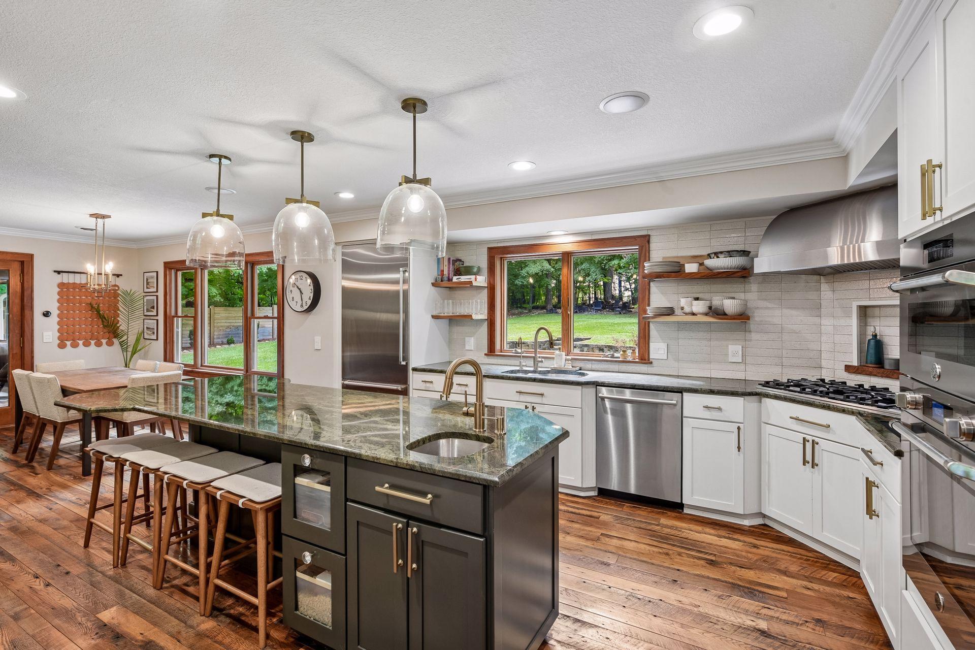 27885 Woodside Road Excelsior, MN 55331 - Photo 15 of 48 Gallery Image 15