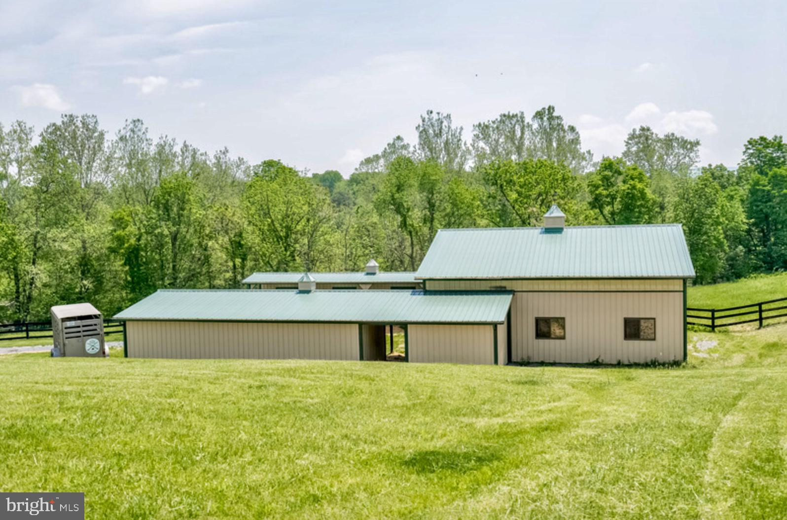 132 Ridge Road Timberville, VA 22853 - Photo 8 of 71 a front view of a house with a yard