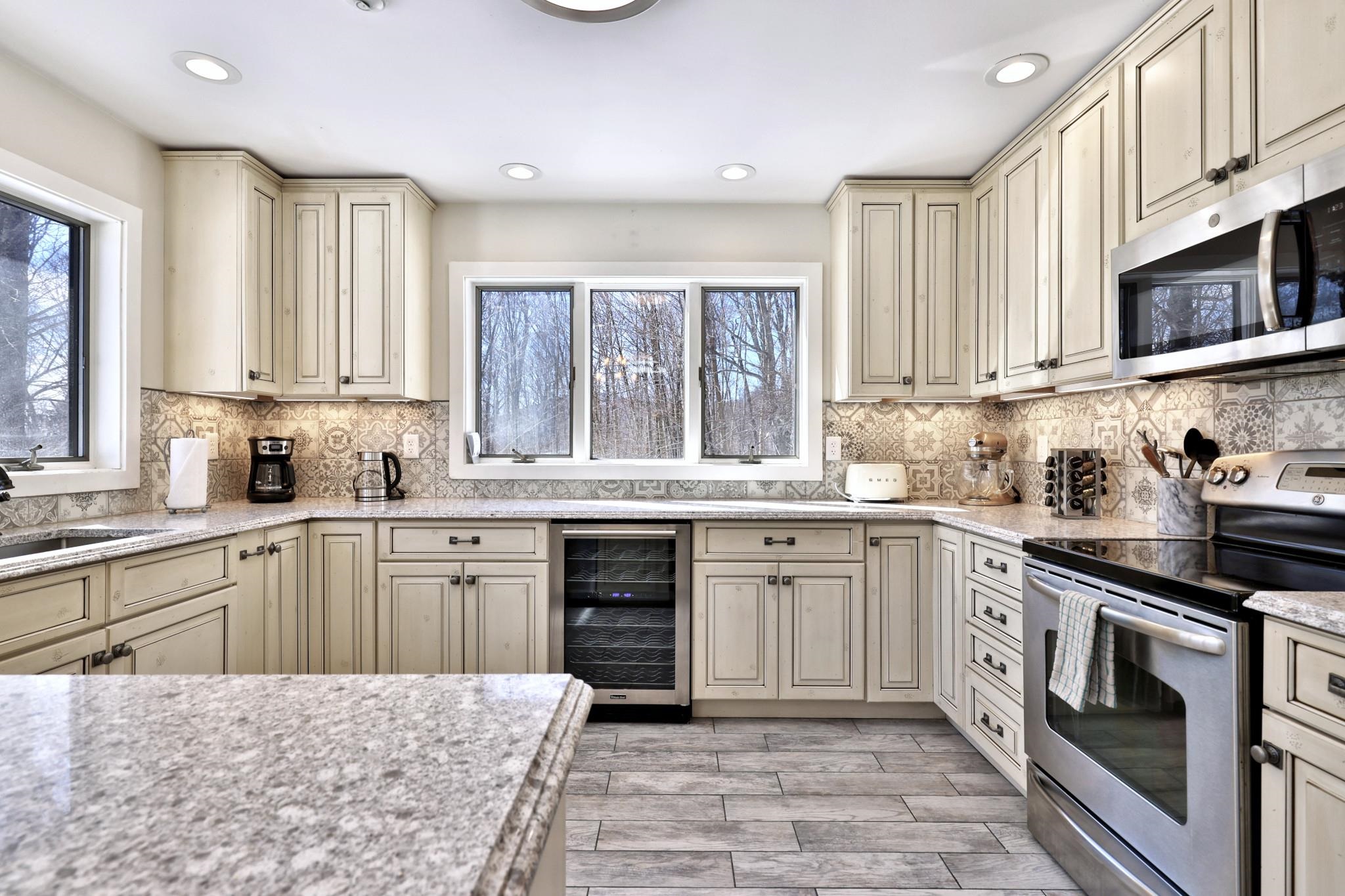191 Trailview Drive Killington, VT 05751 - Photo 9 of 47