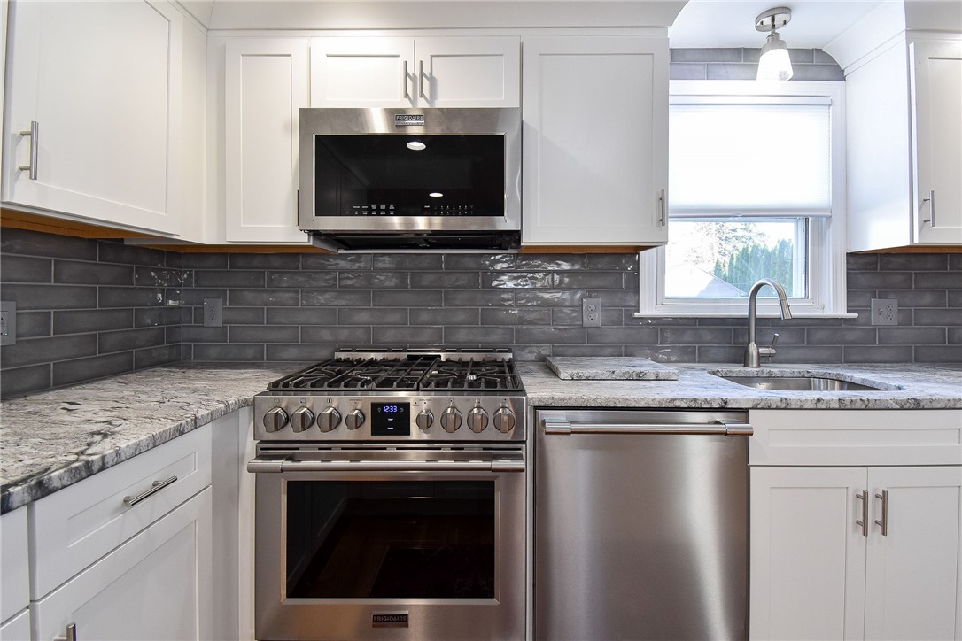 110 Overlook Drive Warwick, RI 02818 - Photo 13 of 45