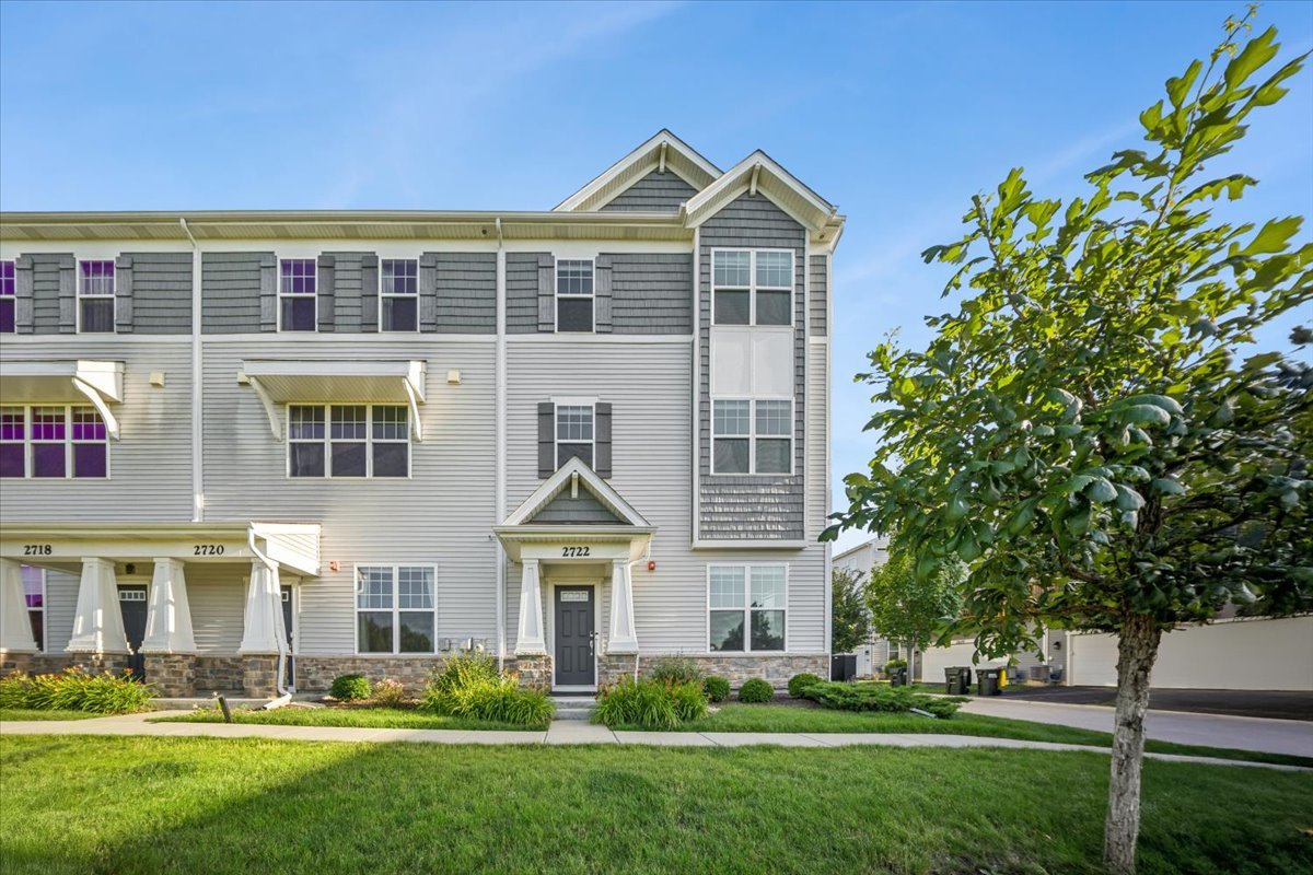2722 Lily Lane Rolling Meadows, IL 60008 - Photo 1 of 2
