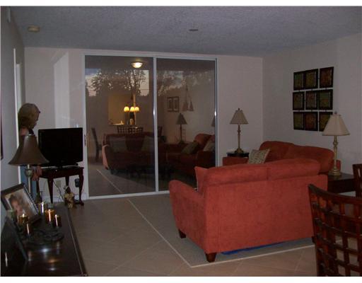 18801 Jolson Avenue, Unit 4 Boca Raton, FL 33496 - Photo 7 of 16 Additional Photo
