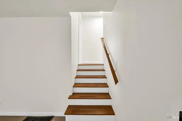 a view of entryway