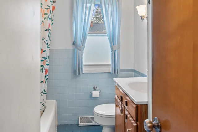 $214,900 | 5721 North 58th Street, Milwaukee, WI 53218