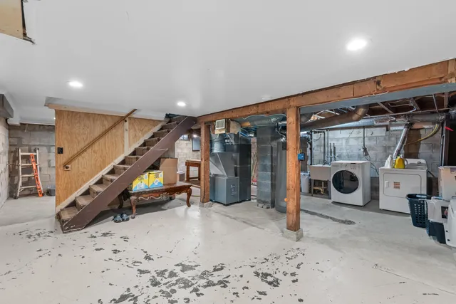 $214,900 | 5721 North 58th Street, Milwaukee, WI 53218