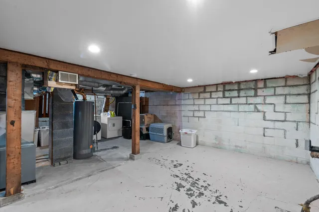 $214,900 | 5721 North 58th Street, Milwaukee, WI 53218