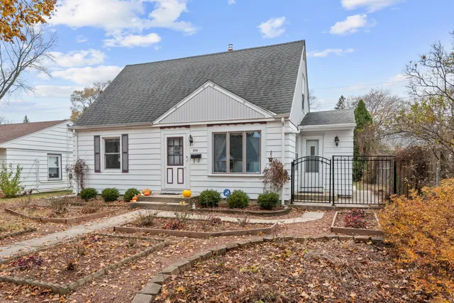 $214,900 | 5721 North 58th Street, Milwaukee, WI 53218