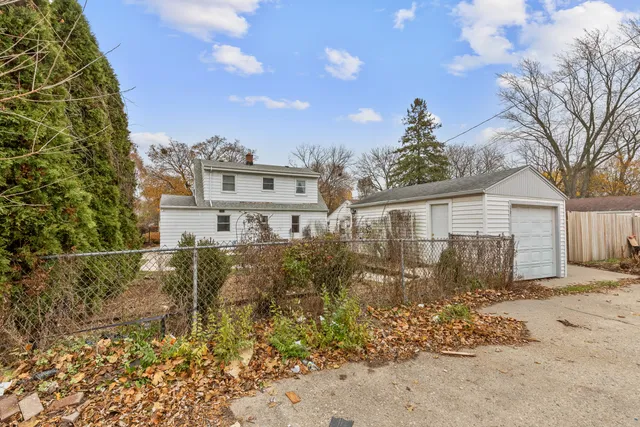 $214,900 | 5721 North 58th Street, Milwaukee, WI 53218