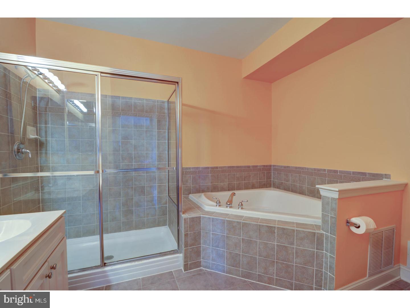 49 York Road Princeton Junction, NJ 08550 - Photo 13 of 25