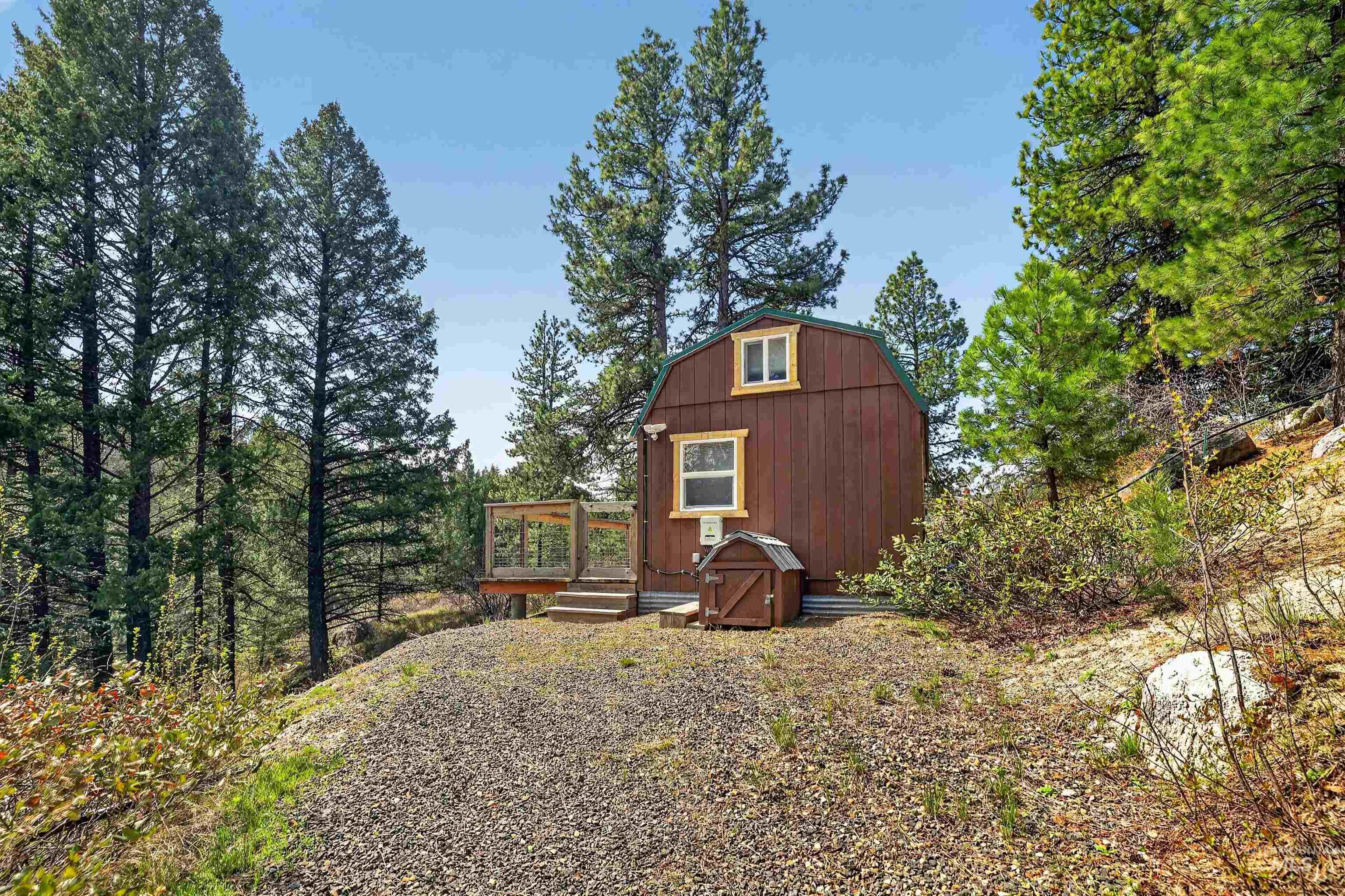 506 Hilltop Road Cascade, ID 83611 - Photo 14 of 36 View of shed