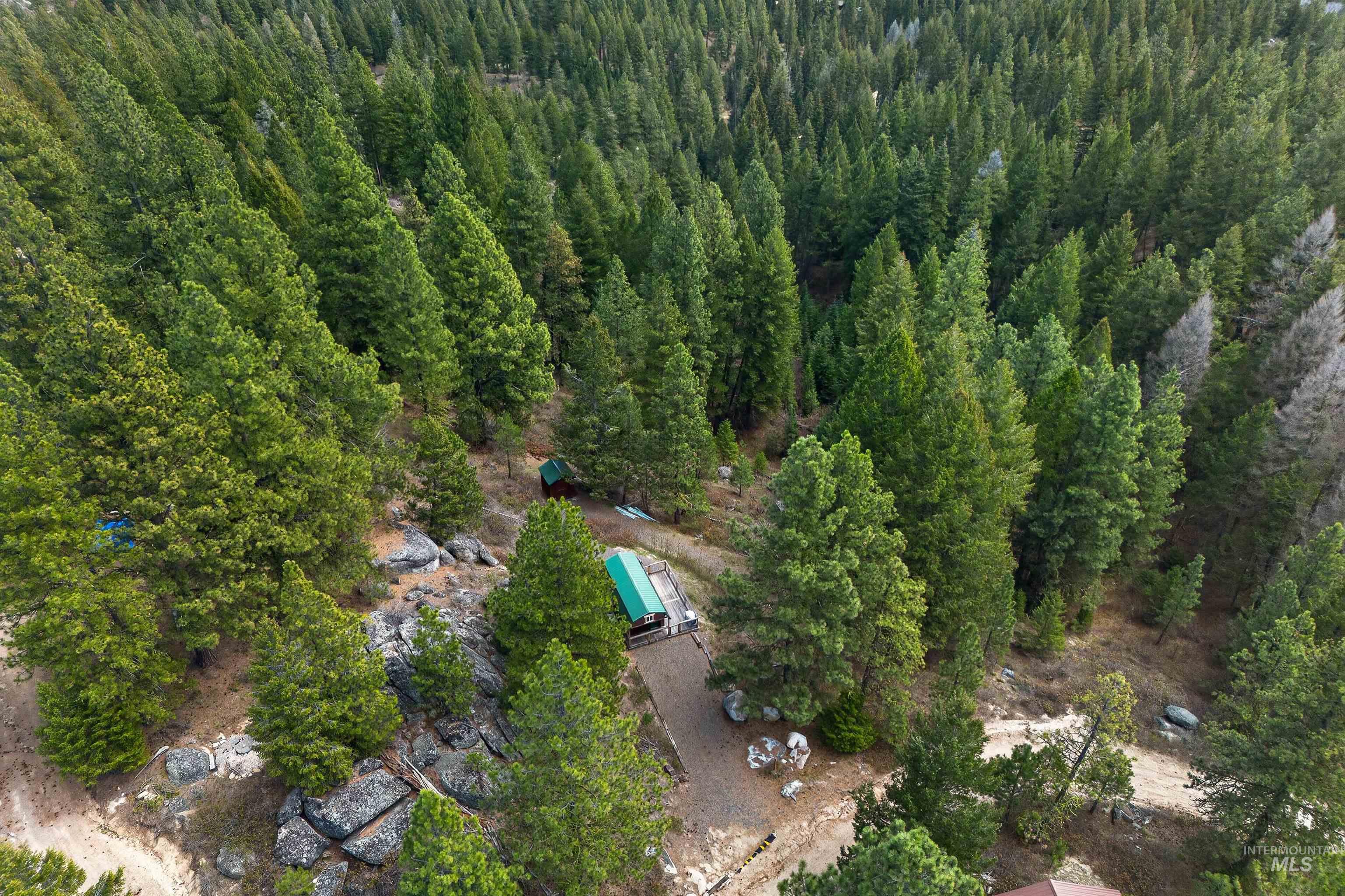 506 Hilltop Road Cascade, ID 83611 - Photo 19 of 36 Bird's eye view of a heavily wooded area