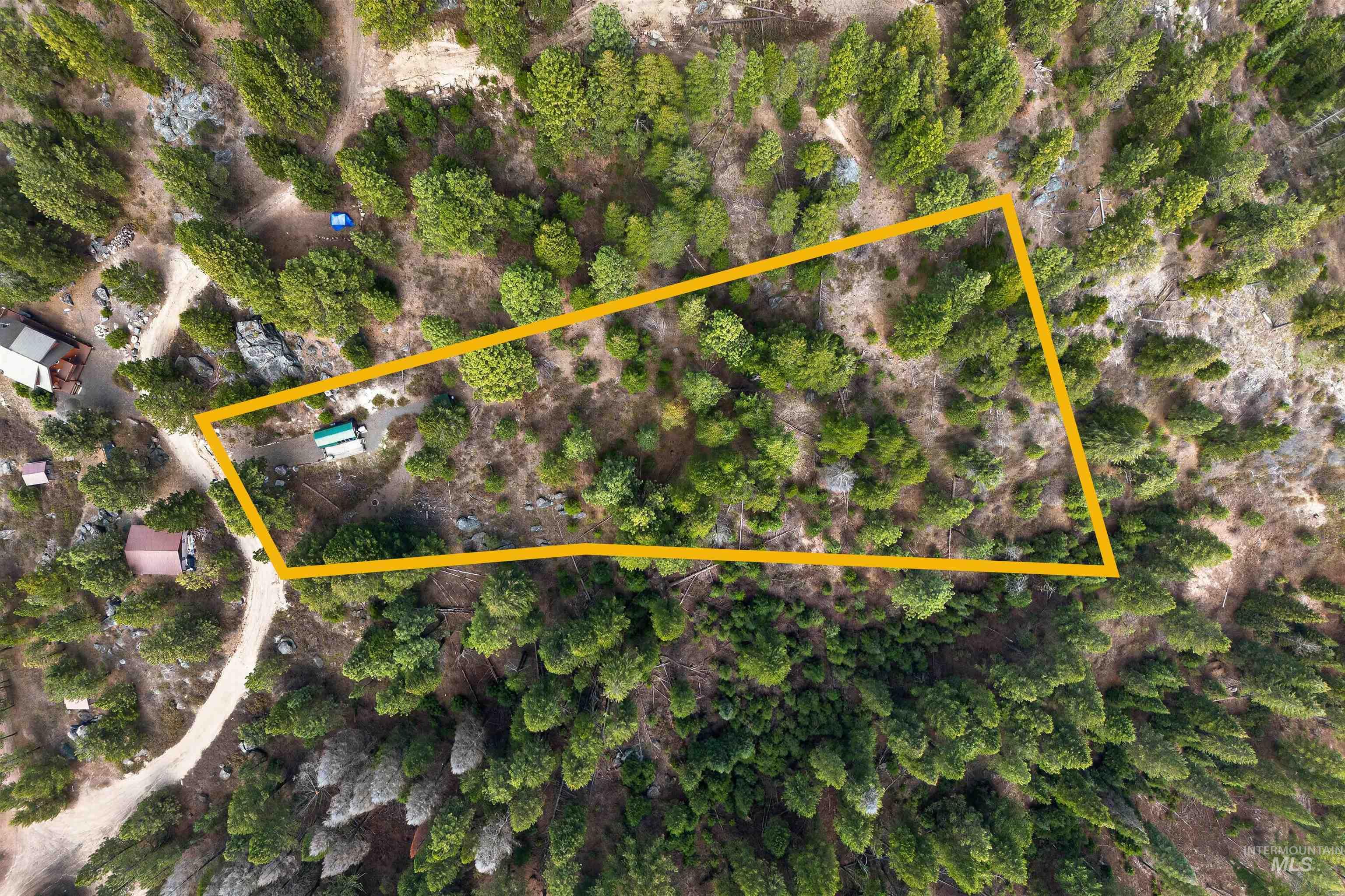 506 Hilltop Road Cascade, ID 83611 - Photo 20 of 36 Aerial overview of property's location featuring property parcel outlined