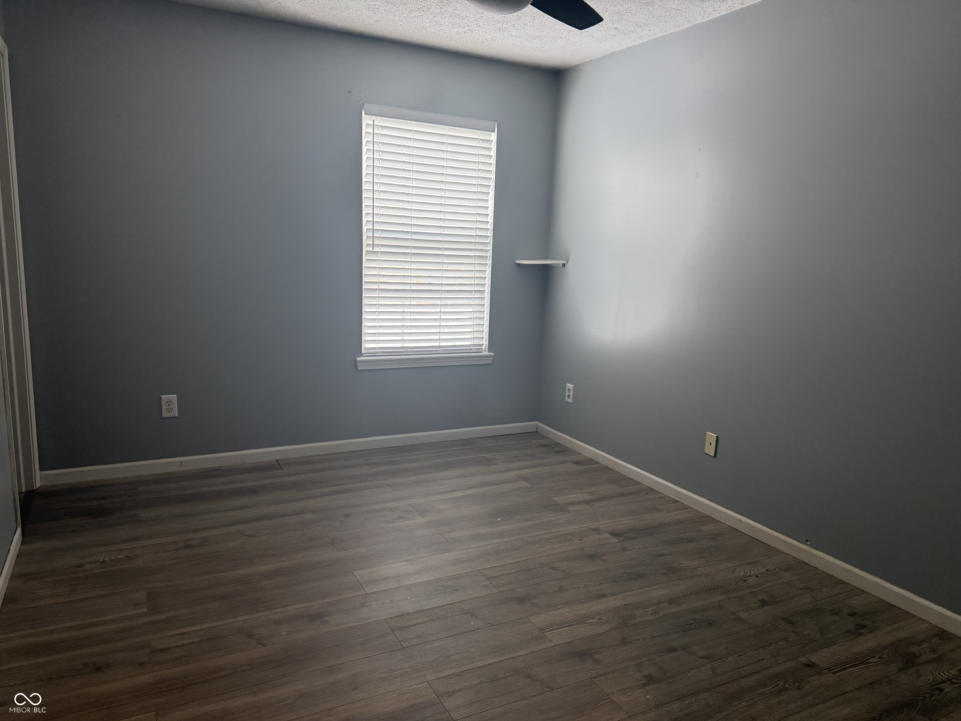 6619 Waterloo Lane Indianapolis, IN 46268 - Photo 11 of 34