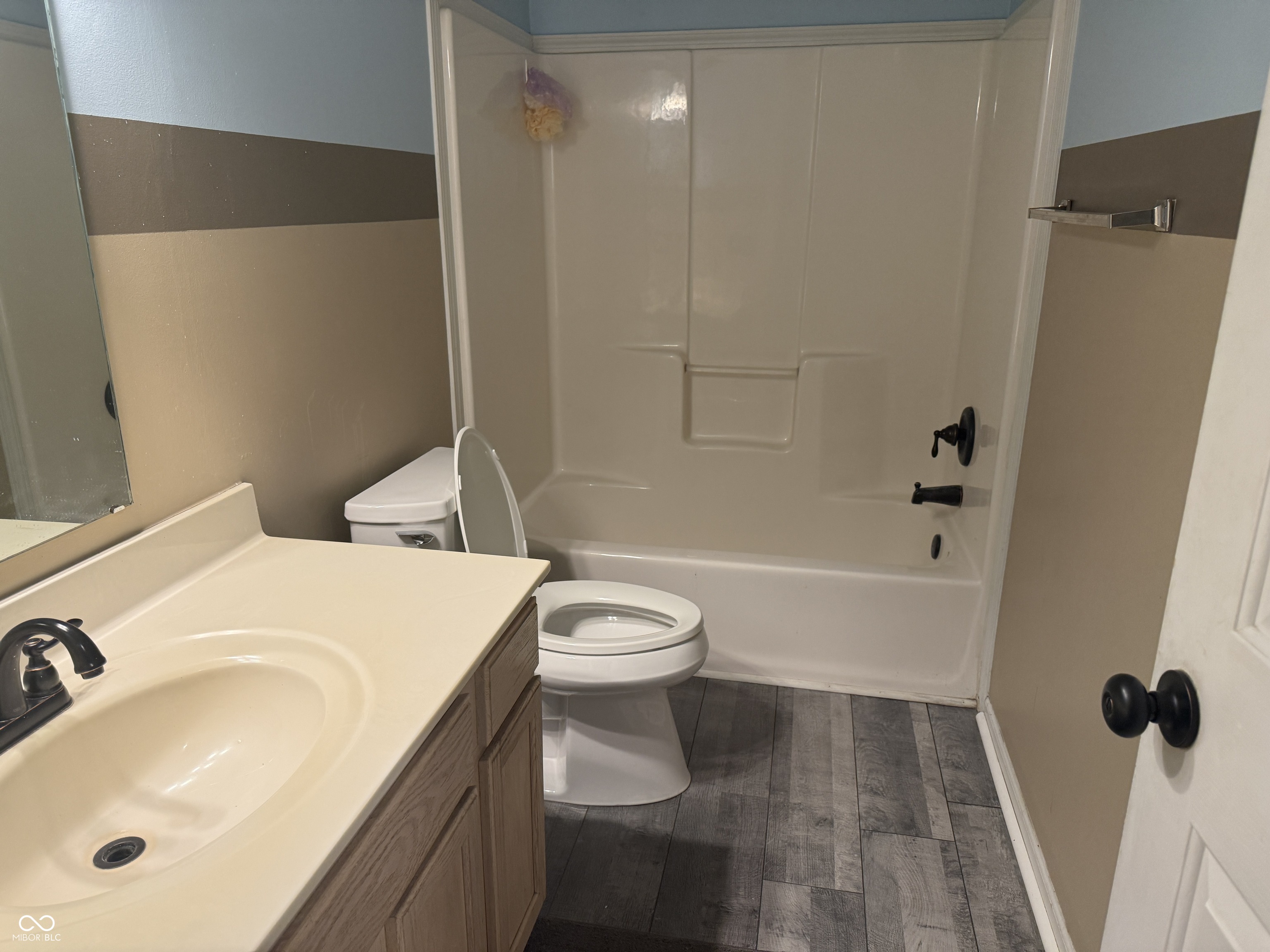 6619 Waterloo Lane Indianapolis, IN 46268 - Photo 14 of 34