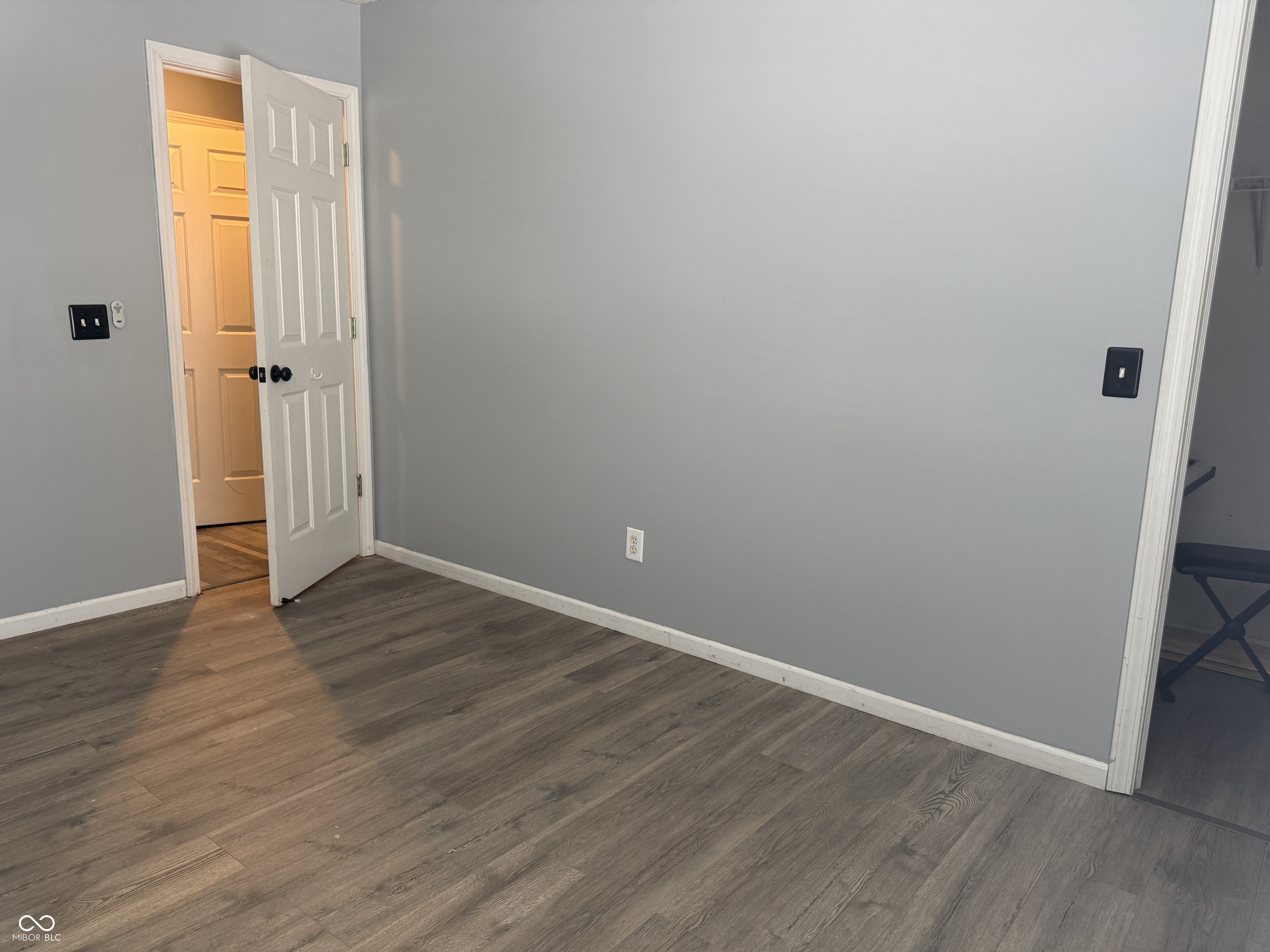 6619 Waterloo Lane Indianapolis, IN 46268 - Photo 19 of 34