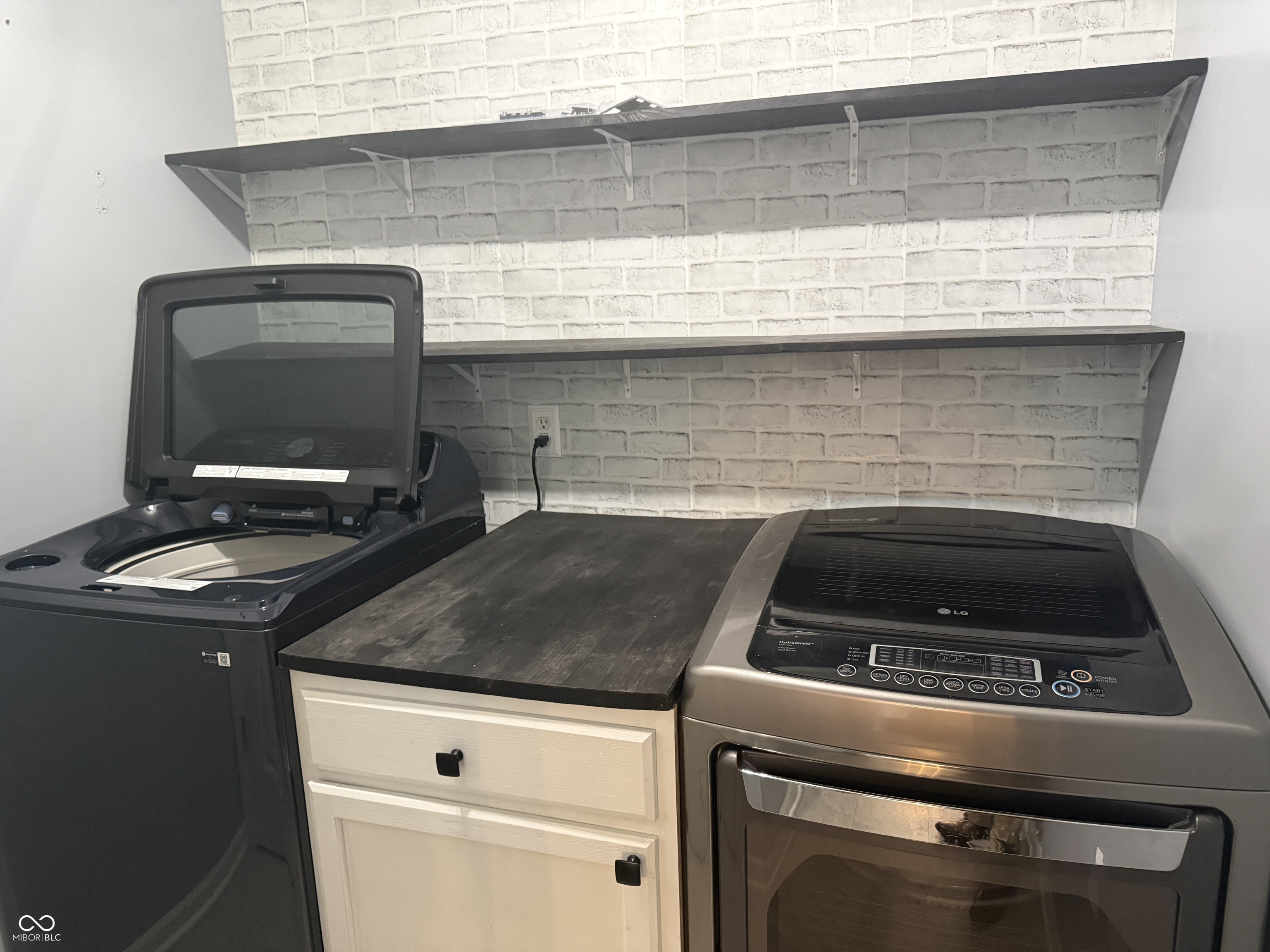 6619 Waterloo Lane Indianapolis, IN 46268 - Photo 20 of 34