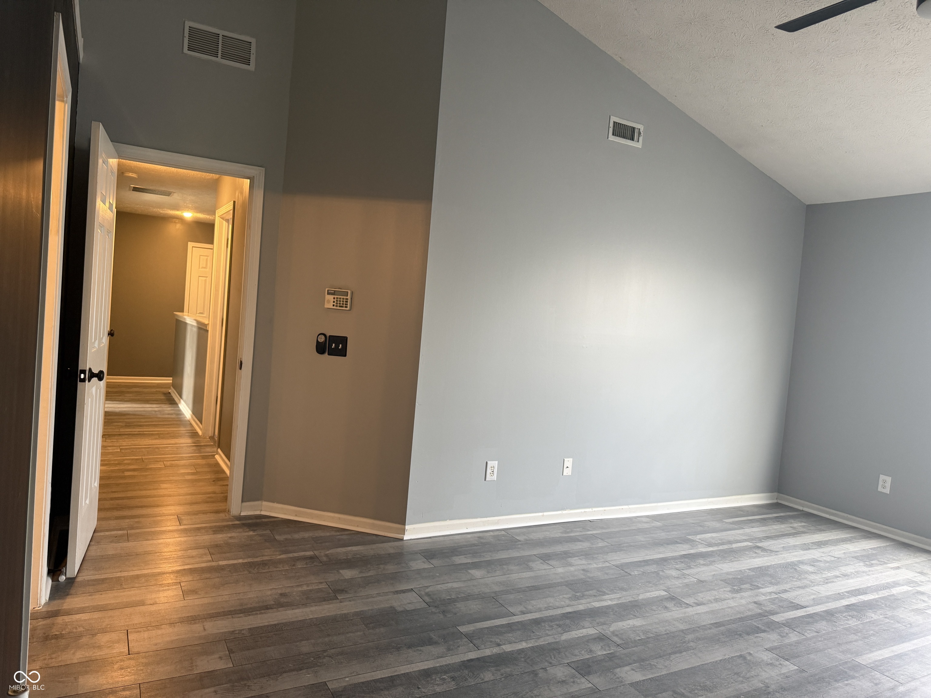 6619 Waterloo Lane Indianapolis, IN 46268 - Photo 24 of 34