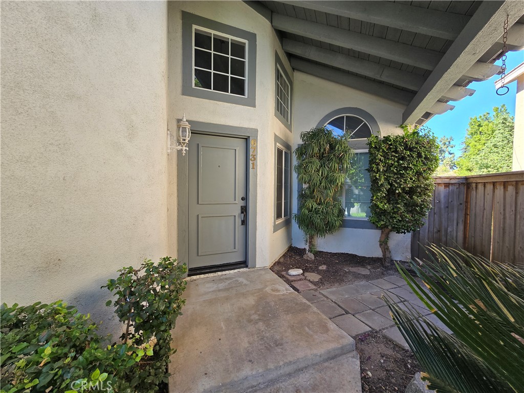6731 Dove Lane Riverside, CA 92506 - Photo 2 of 28