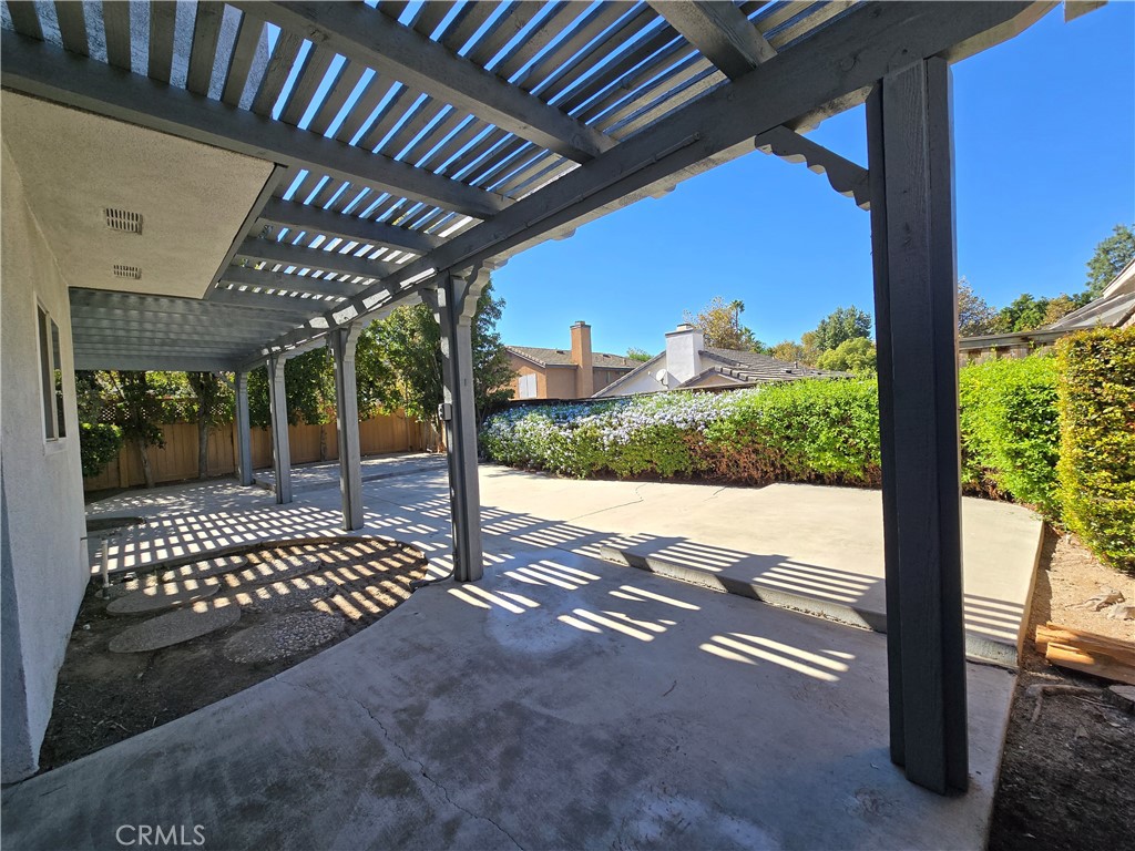 6731 Dove Lane Riverside, CA 92506 - Photo 27 of 28 a view of a porch